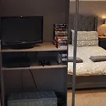 Дом отдыха On Windermere, Lovely For 4 With Parking Боунес-он-Уиндермер