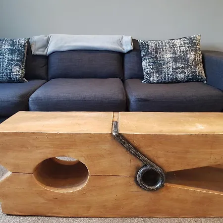 On Windermere, Lovely For 4 With Parking *