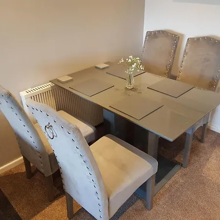 Дом отдыха On Windermere, Lovely For 4 With Parking *